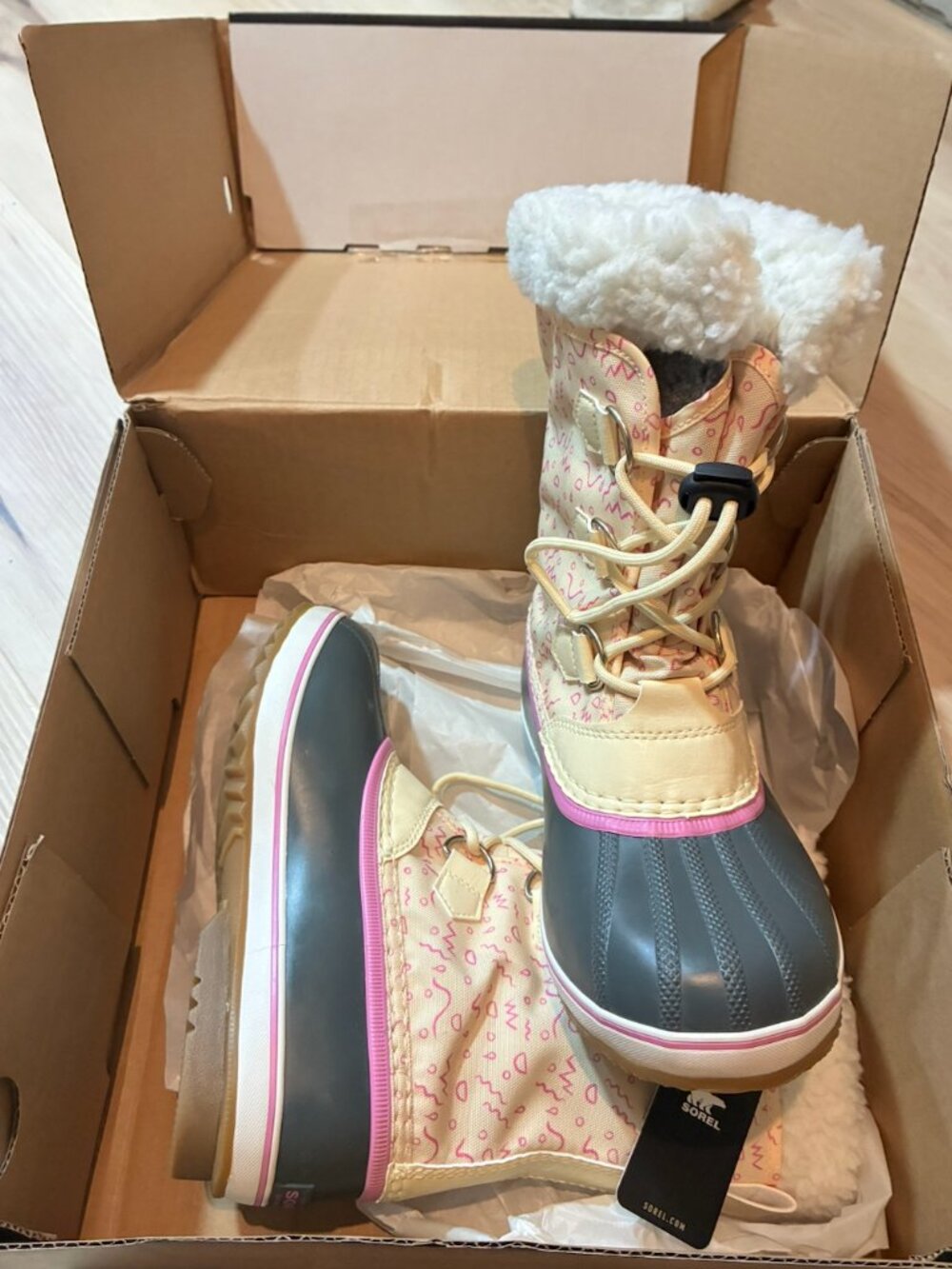 Kid's Patterned Sorel Boots, size 4Y - Brand New, Never Been Worn